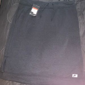 NWT NIKE Skirt